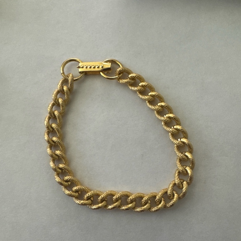 Gold Tone Chunky Chain Link Bracelet